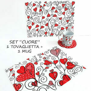SET Tovaglietta Double-Face "CUORI VOLANTI" + Mug